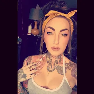 Bonnie B.