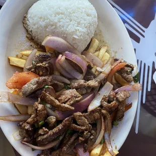 Lomo Saltado