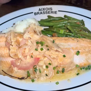 Truite Saumonee Poelee Aux Amandes   Lunch