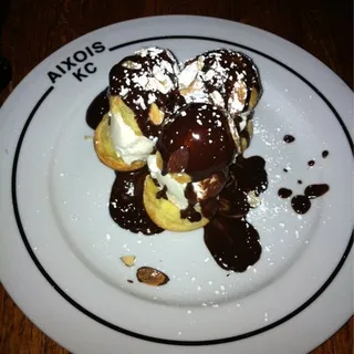 Profiteroles