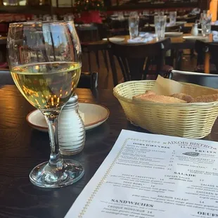 Charming holiday decor while I try to decide which items to order.