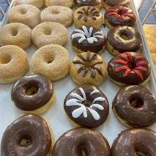 food, donuts, dough desserts