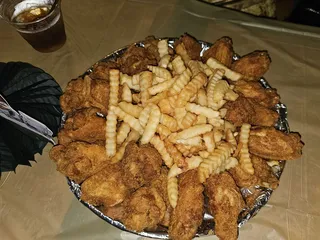 Lisa's Restaurant and Lounge