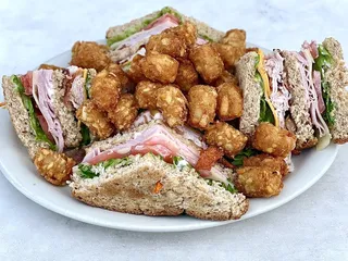 Aj Gators Sports Bar & Grill