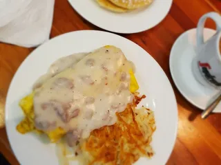 Eggsellent Cafe