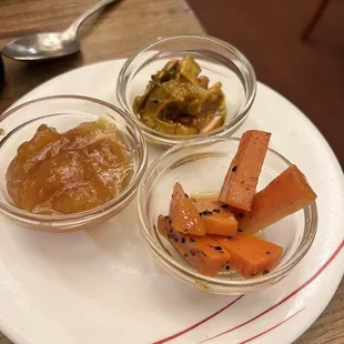 Accompaniments for the table.