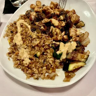 Hibachi chicken, fried rice, mushroom, onions and zucchini.