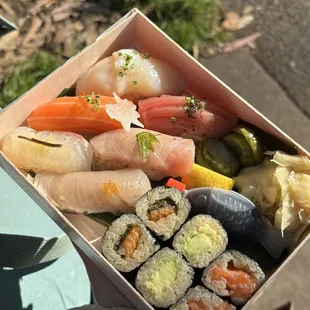 sushi 6pc + maki