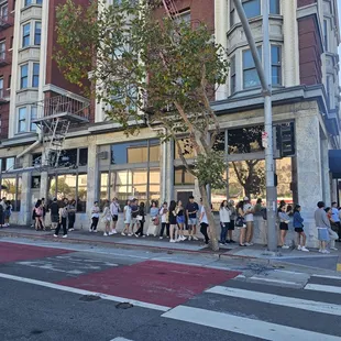 Line around the corner at 1115a!