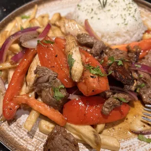Lomo Saltado