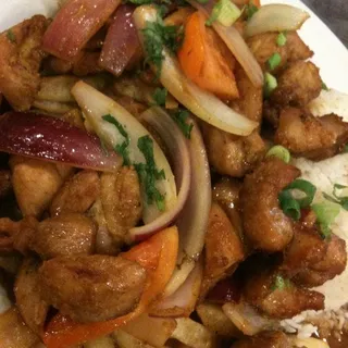 Saltado de Pollo