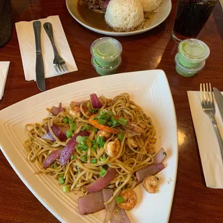 Tallarin Saltado de Camaron