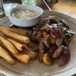 Lomo Saltado