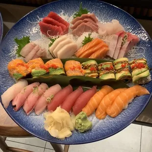 Sushi sashimi for 2