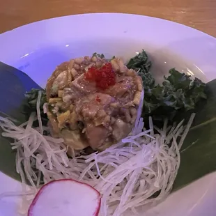 Salmon tartare
