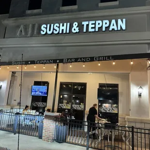 Aji Sushi &amp; Teppan Winter Garden Village