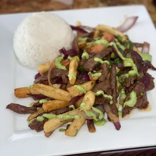 Lomo Saltado