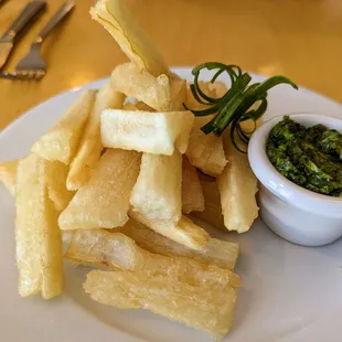 Yuca fries