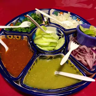 Tray at the table for the toppings