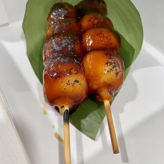 Mitarashi dango
