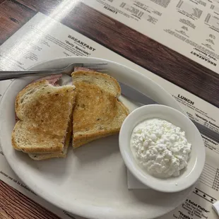Grilled Ham &amp; Cheese with cottage cheese