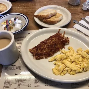 Eggs, hash browns, toast, coffee