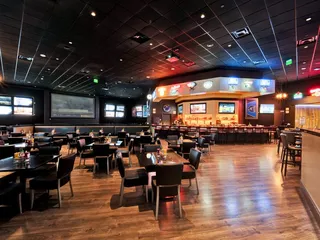 Zone 8 Sports Bar & Grill