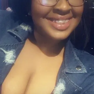 E'lazhia G.