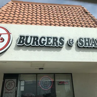 Entrance ... end of strip mall.