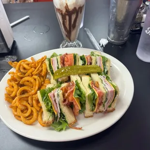 Club sandwich  with curly fries