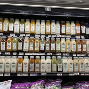 Cindy's Kitchen dressing refrigerated