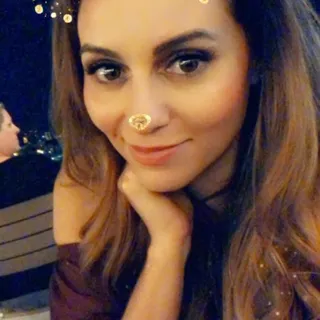 Nicole V.