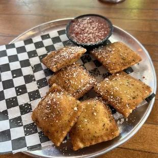 Half order of toasted ravioli (cheese, but they also have beef)