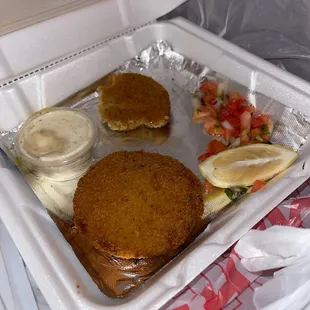 Delish crab cakes
