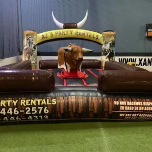 Mechanical bull