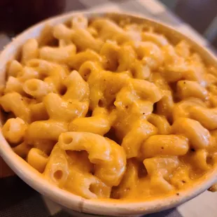 Truffle mac and cheese.