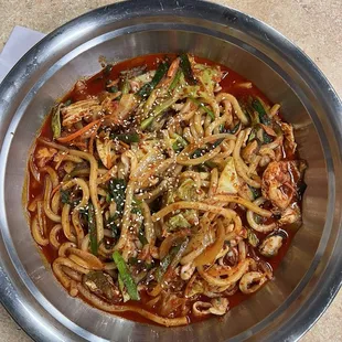 Spicy seafood udon
