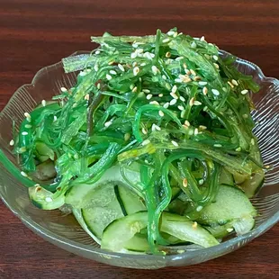 Seaweed &amp; Cucumber Salad - very refreshing salad with homemade Ponzu dressing