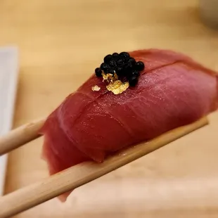 Number one Omakase Premium (10 pieces of premium nigiri)