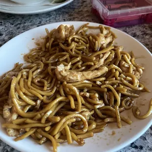 Chicken Lo Mein