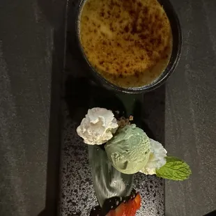 Match crème brûlée.