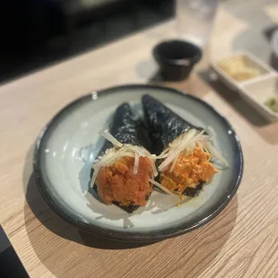 Hand roll Spicy salmon and Spicy tuna