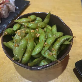 Spicy Garlic Edamame