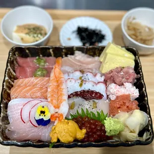 Chirashi set add uni+ ikura