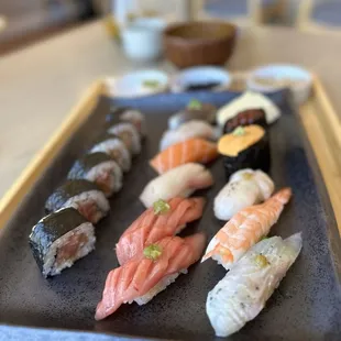 Premium sushi set