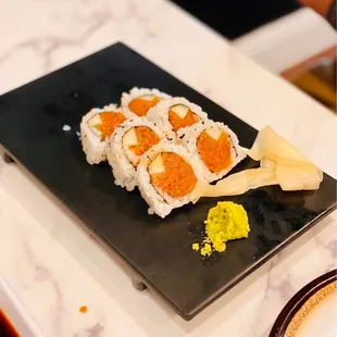 Spicy Tuna roll