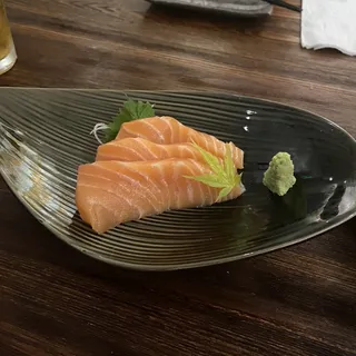 Sake Sashimi ( 3 PCS)
