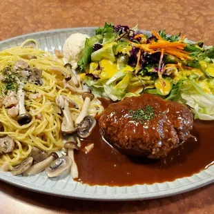 Super combo B w/Hamburg steak