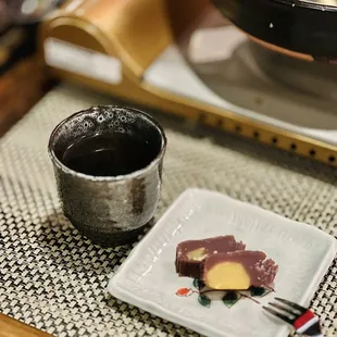 Chestnut dessert with Hojicha tea