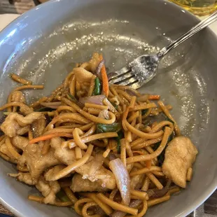 Noodles with chicken!  Yummy!